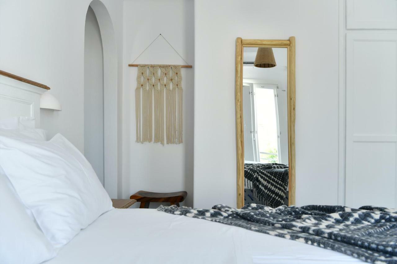 Soleya Suites Páros Extérieur photo