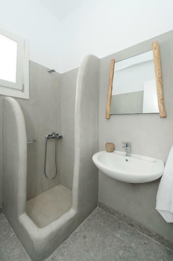Soleya Suites Páros Extérieur photo